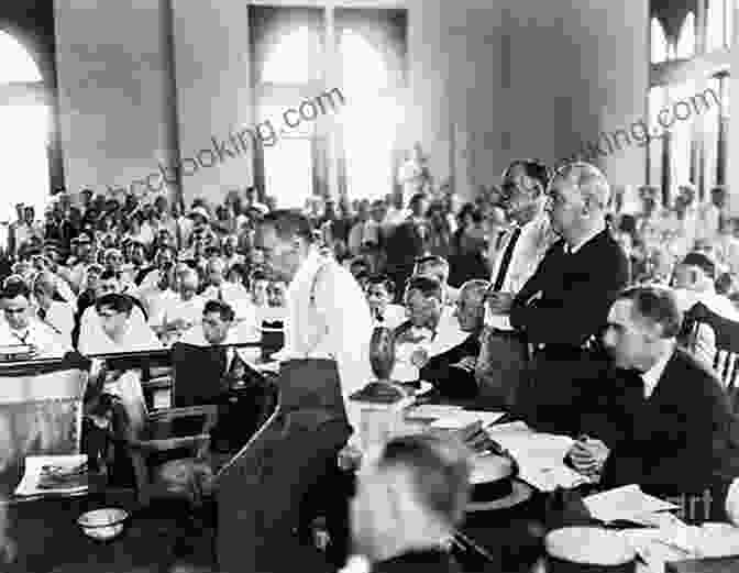 A Historic Photograph Of The Scopes Trial Courtroom, Capturing The Intense Atmosphere Of The Trial. Summer For The Gods: The Scopes Trial And America S Continuing Debate Over Science And Religion